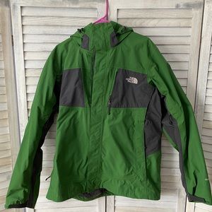 Green North Face winter/ski jacket